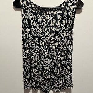 Black and White Patterned Women's Top